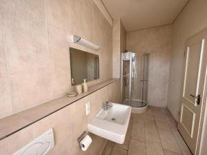 Koupelna v ubytování Altstadthotel Ilsenburg + 37 fotografií