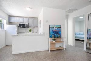 Fotografie z fotogalerie ubytování Stylish 2 bed 1 bath w/Free Parking! v destinaci Fort Lauderdale