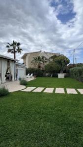 Κήπος έξω από το Villa Biniritta +57 φωτογραφίες