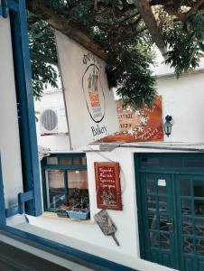 Gallery image of De La Roca in Órmos Aiyialís +6 photos