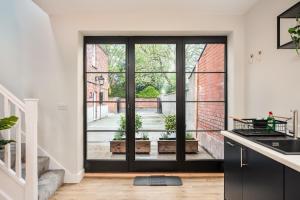 Η κουζίνα ή μικρή κουζίνα στο Coach House by Coppergate Grimsby +7 φωτογραφίες