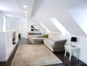 Posedenie v ubytovaní Downtown Luxury apartman