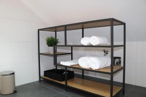 Fotografie z fotogalerie ubytování Moderne DG-Wohnung im Günztal v destinaci Krumbach + 11 fotografií