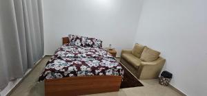 Imagen de la galería de Cozy room with sharing washroom, en Abu Dabi