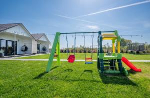 Herní místnost nebo prostor pro děti v ubytování Morskie Zacisze- Bobolin