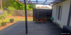Zahrada ubytování EntreLac&Océan2 - Chambre d'hôtes-Entrée et Terrasse privée - cyclotouristes et motards bienvenus