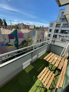מרפסת או טרסה ב-Cheerful cozy apartment with terrace
