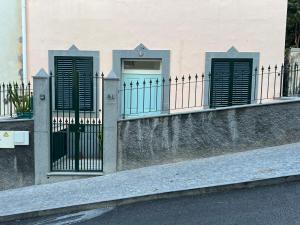 Fotografie z fotogalerie ubytování Danny's Seaside House v destinaci Câmara de Lobos