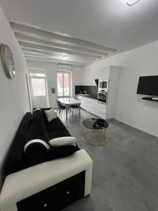 Η κουζίνα ή μικρή κουζίνα στο Maison moderne proche zoo Beauval