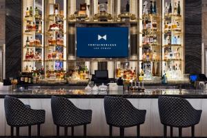 Lounge oder Bar in der Unterkunft Fontainebleau Las Vegas