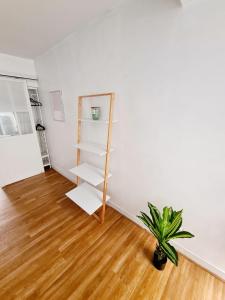 Φωτογραφία από το άλμπουμ του Appartement avec terrasse - Orléans - Quai de Loire στην Ορλεάνη