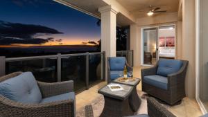 Ruang duduk di ❤PiH❤ Sun Ray RetreatOcean Sunsets ViewsOptional Mauna Kea Hotel Privileges