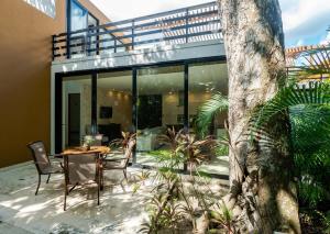 アクマルにあるLUXE 1-BR Condo in Bahia Principe - Multiple Poolsのギャラリーの写真