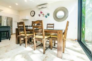 アクマルにあるLUXE 1-BR Condo in Bahia Principe - Multiple Poolsのギャラリーの写真