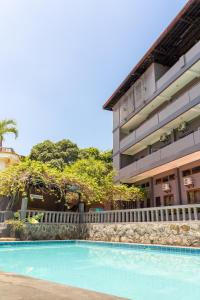 Bazén v ubytování Altaroca Mountain Resort Antipolo nebo v jeho okolí