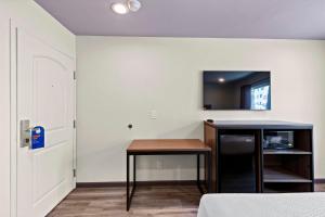 Dapur atau dapur kecil di Hyland Inn Long Beach +20 gambar