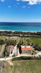 Afbeelding uit fotogalerij van Orosei RE - Villa Samuela a 50 m dal mare in Orosei