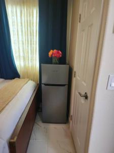 Postel nebo postele na pokoji v ubytování Cozy Tiny Private GuestSuite