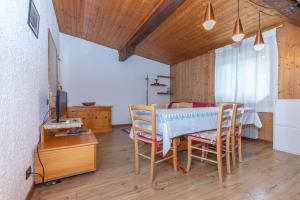 Μια τηλεόραση ή/και κέντρο ψυχαγωγίας στο Casa Bristol