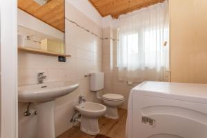 Ένα μπάνιο στο Casa Bristol +17 φωτογραφίες