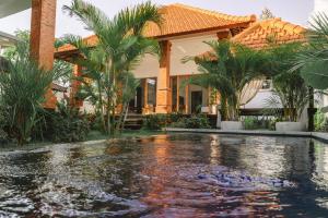 Piscina de la sau aproape de Viewbali 1 - Jungle Big Garden - Big Pool and Kitchen - All New