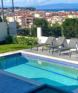 Swimmingpoolen hos eller tæt på Levante Maisonette,Halkidiki