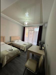 Postel nebo postele na pokoji v ubytování Guest House 99 + 31 fotografií