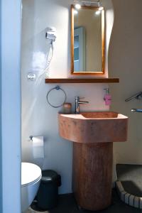 Photo de la galerie de l'établissement Mati Cave Villas, à Karterados