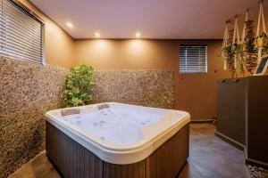 Ένα μπάνιο στο Hotel Cristal Park