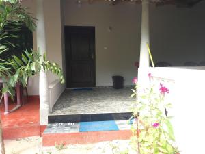Fotografie z fotogalerie ubytování Suman Beach Rooms v destinaci Nilaveli