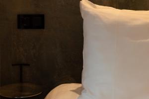 Postel nebo postele na pokoji v ubytování Midtown Hotel triple