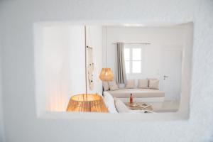 Posezení v ubytování Soley Naxos + 37 fotografií