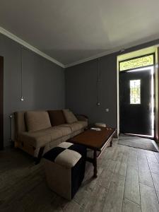 A seating area at Guest house chavchavadze N23