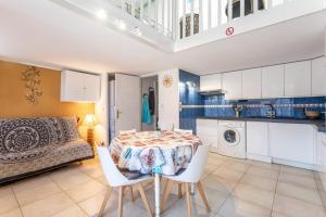 Dapur atau dapur kecil di Residence naturiste Eden +12 gambar