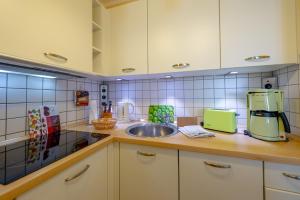 Küche/Küchenzeile in der Unterkunft Wohnpark Stadt Hamburg - Apt. 14