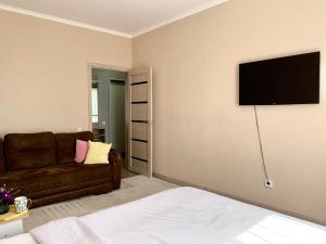 Gallery image of Уютные апартаменты на Туране возле Кардиоцентра in Taldykolʼ