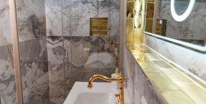 Bagno di Hotel am Prinzengarten, inklusive AlbCard
