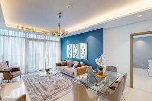 Gallery image of Paramount Midtown Highest Floor 3BR Sea Views in Dubai