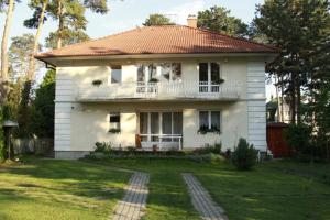 Vonkajšia záhrada v ubytovaní Anna apartman