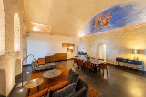 Ruang duduk di Áurea Convento Capuchinos by Eurostars Hotel Company