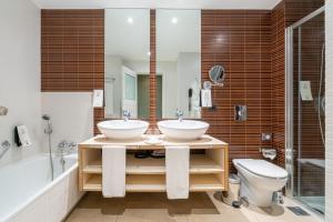 Kúpeľňa v ubytovaní Adrián Hoteles Colón Guanahaní Adultos Only