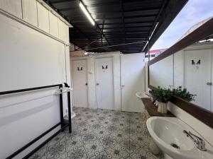 Ein Badezimmer in der Unterkunft Chiza hostel Chiangmai