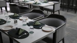 Signature Hotel 레스토랑 또는 맛집