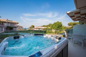 The swimming pool at or close to Zoi Apartments