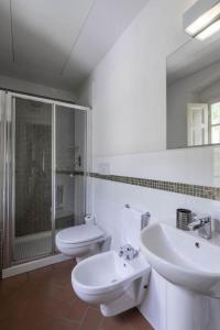 Phòng tắm tại Residence Collecchio - Tulipano