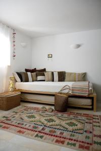 Et opholdsområde på Sea Paros Holiday Villa with panoramic views over Naoussa bay