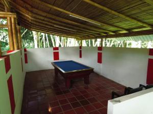 Stolní tenis v ubytování Finca Hotel Guayacundo nebo okolí