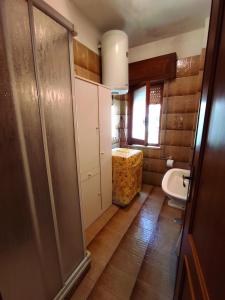 Ett badrum på Il rifugio di Serena