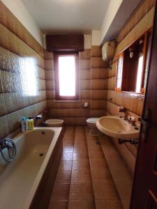 Ett badrum på Il rifugio di Serena