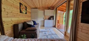 Posedenie v ubytovaní Réteskert vendégház és apartman